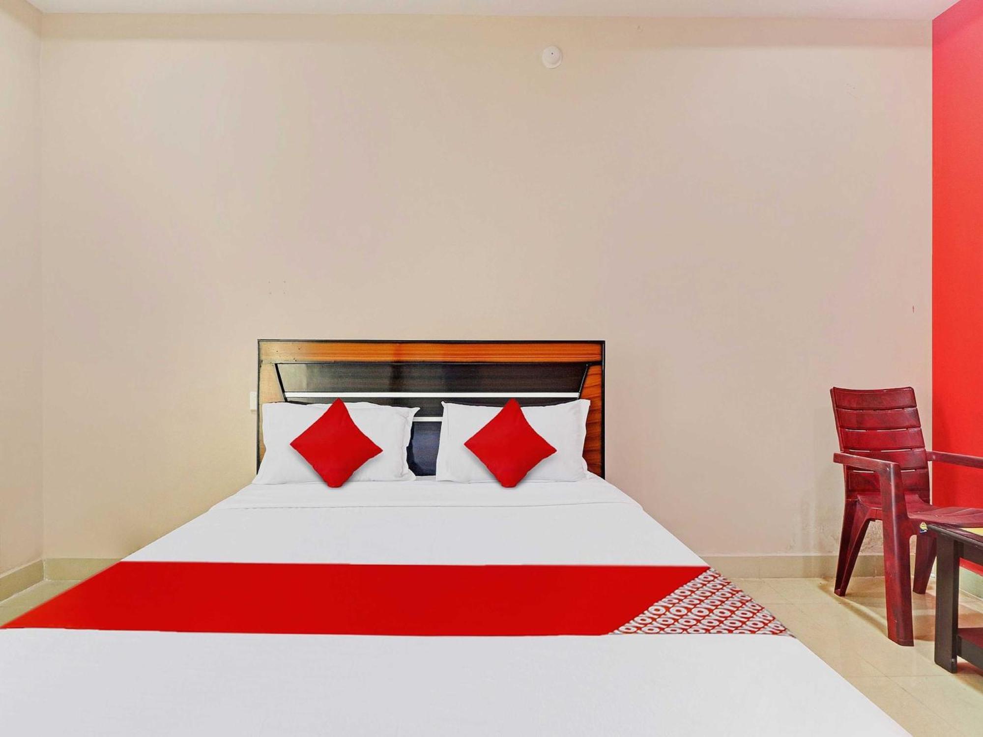 Hotel O Vasista Residency Hyderabad Exterior photo